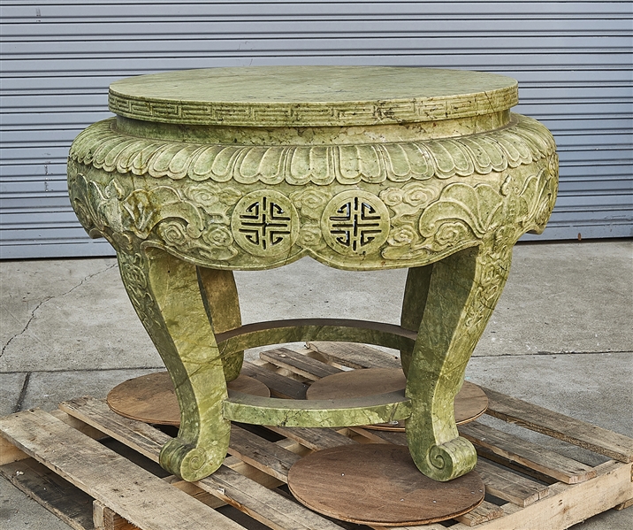 Heavy Chinese green hardstone table  2ad4f4