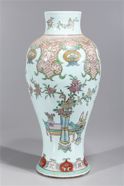 Chinese famille rose enameled porcelain 2ad5e9