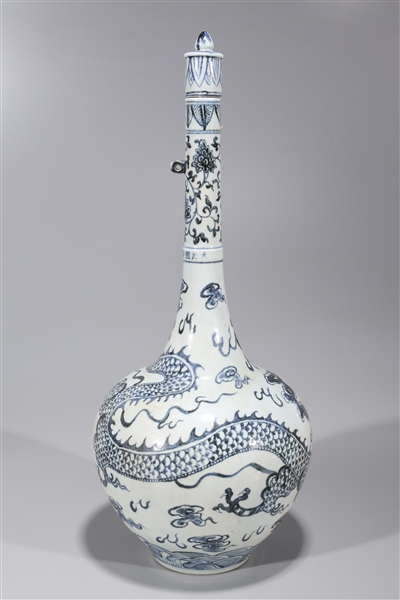 Chinese Ming style blue and white 2ad7b6