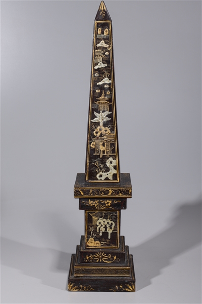 Tall Chinese gilt and lacquer wood 2ad7eb