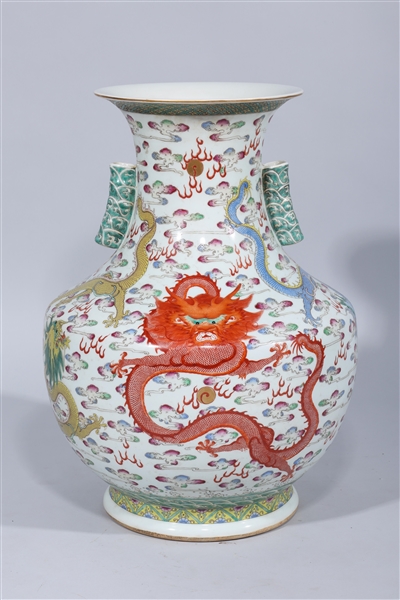 Chinese enameled porcelain vase