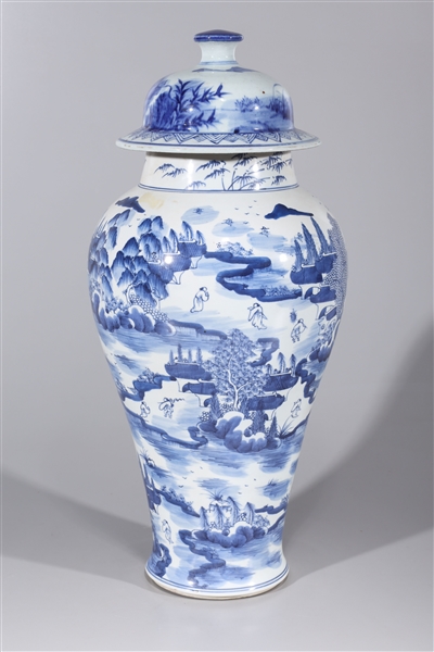 Tall Chinese blue and white porcelain 2ad840