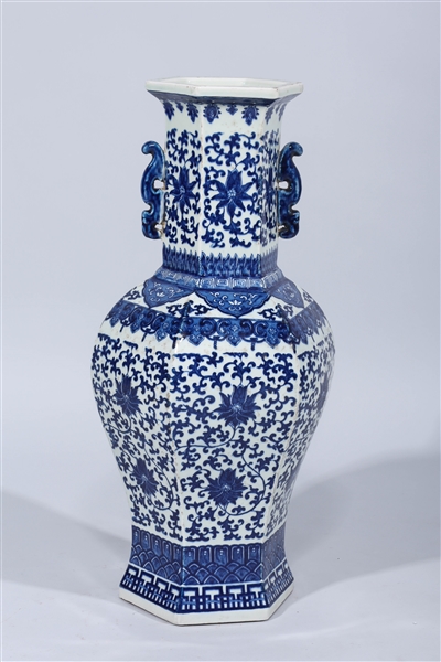Tall Chinese porcelain blue and white