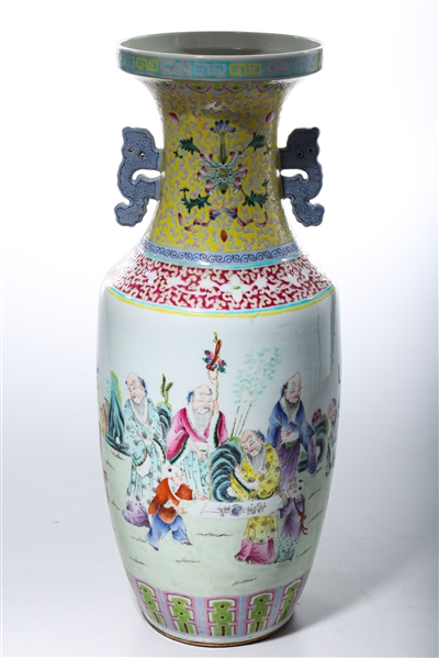 Tall Chinese enemaled porcelain