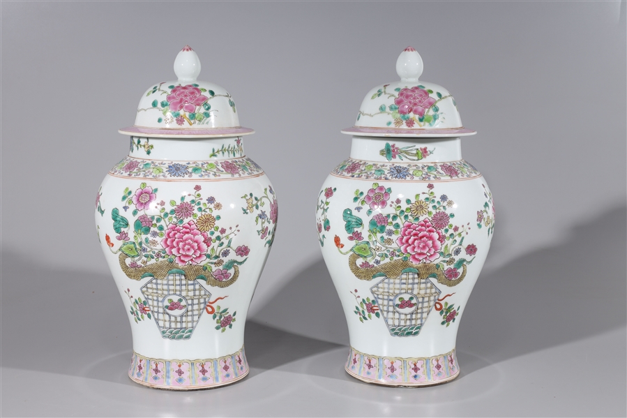 Pair of covered Chinese porcelain