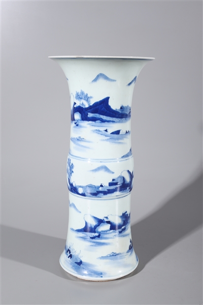 Chinese blue and white porcelain 2ad880