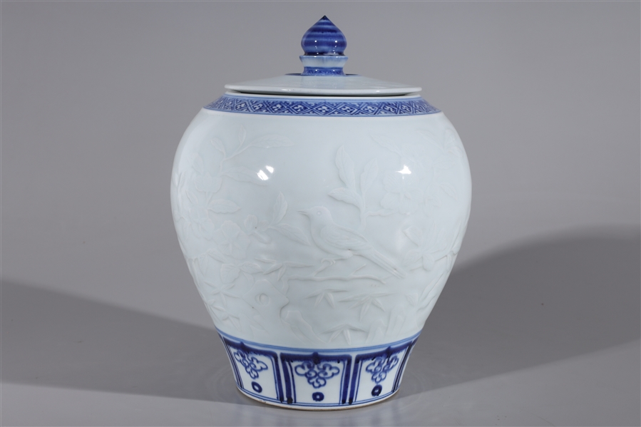 Chinese porcelain blue and white 2ad898