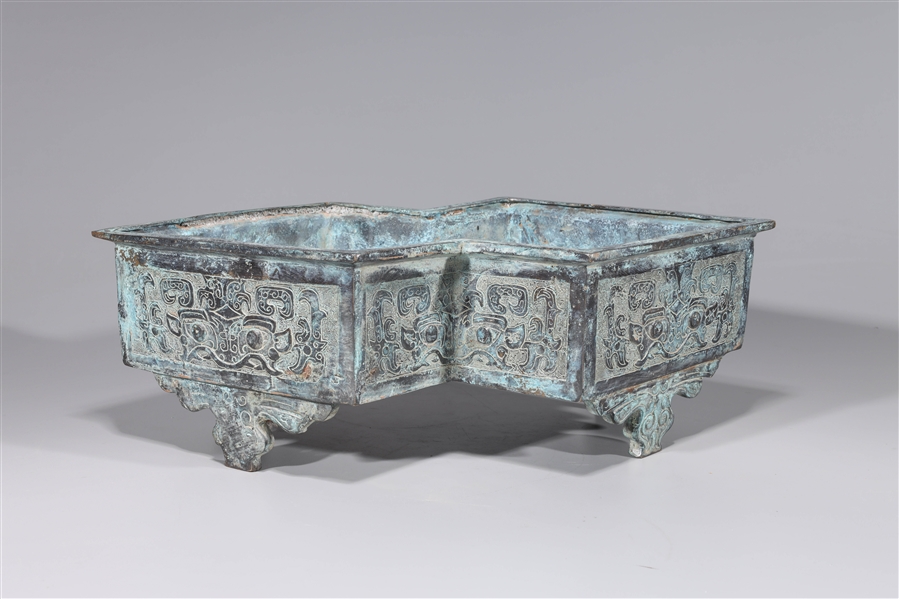 Chinese bronze vessel; some wear, some