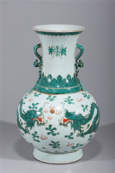 Chinese porcelain vase; pear shape;