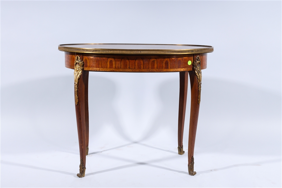 Antique wooden queen anne end table  2ad99d