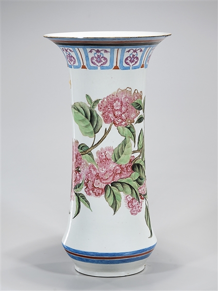 Chinese enameled porcelain gu-form