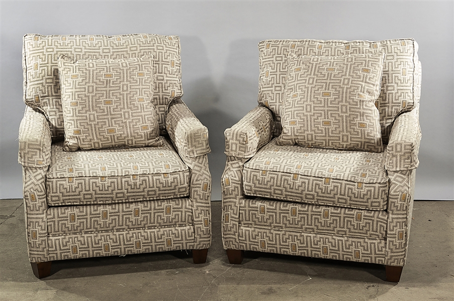 Two Bassett Furniture upholstered 2ada43