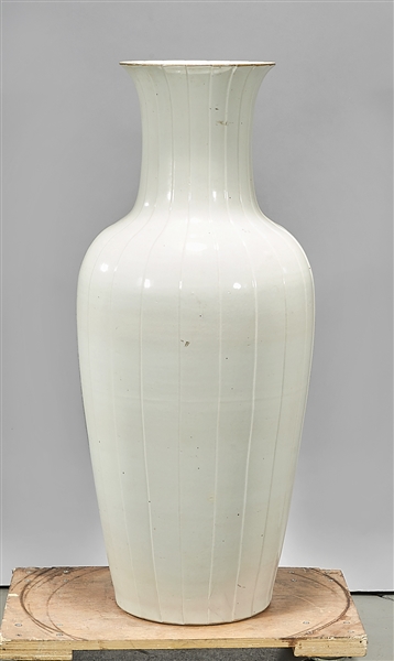 Tall Chinese white glazed porcelain 2ada4e