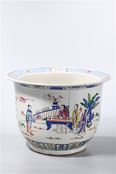 Chinese enameled porcelain jardiniere;