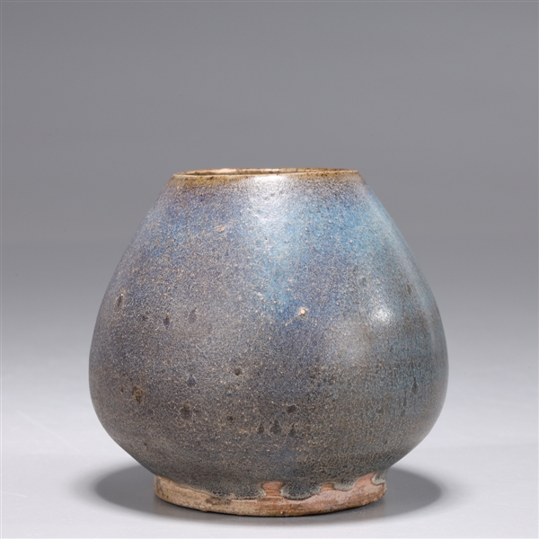 Chinese glazed ceramic vessel in