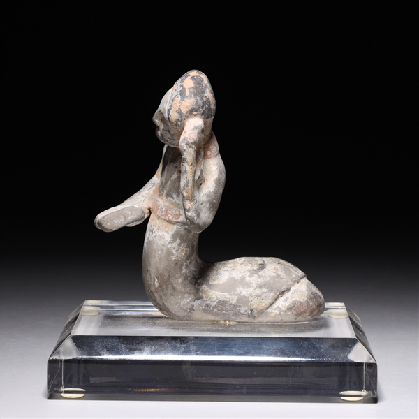 Chinese Tang Dynasty figure of a dancer;