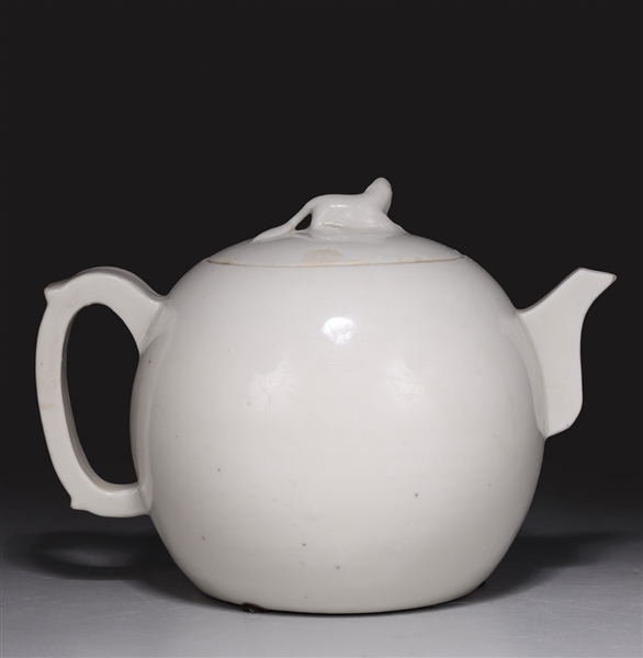 Chinese Ming Dynasty white glazed