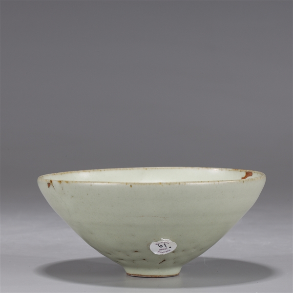 Chinese ceramic tea bowl, glaze