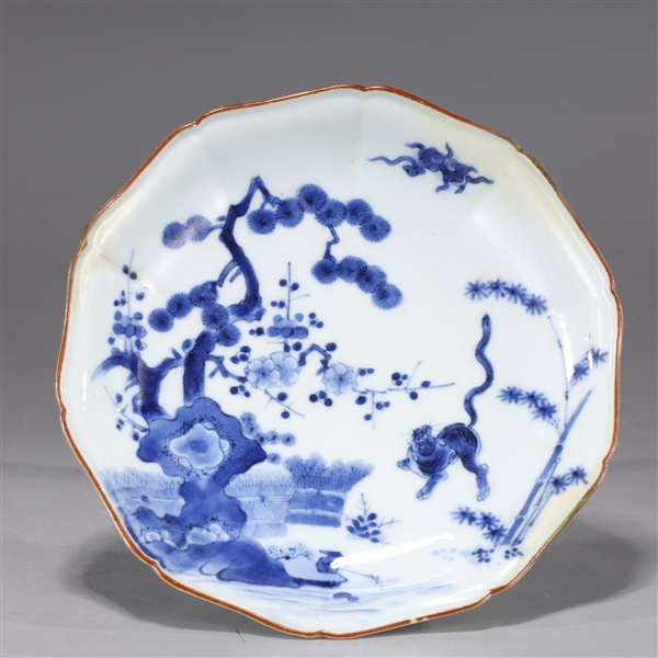 Antique Chinese blue and white 2aba9a