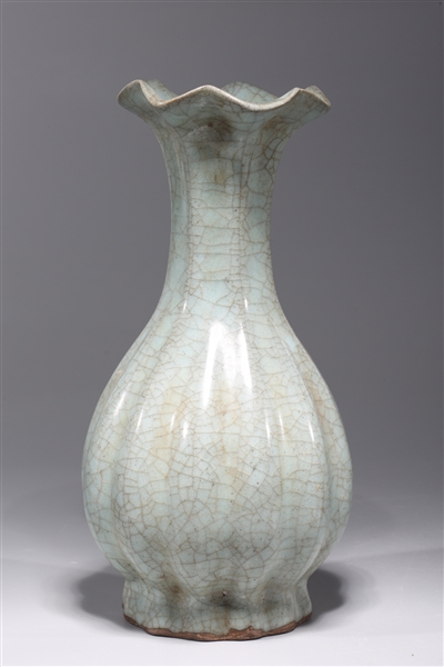 Chinese crackle glazed celadon 2abc7b