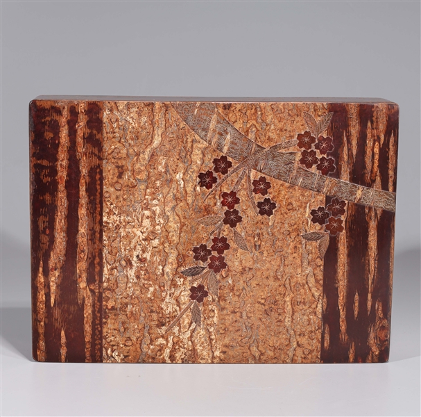 Japanese Meiji period lacquer box  2abdd7