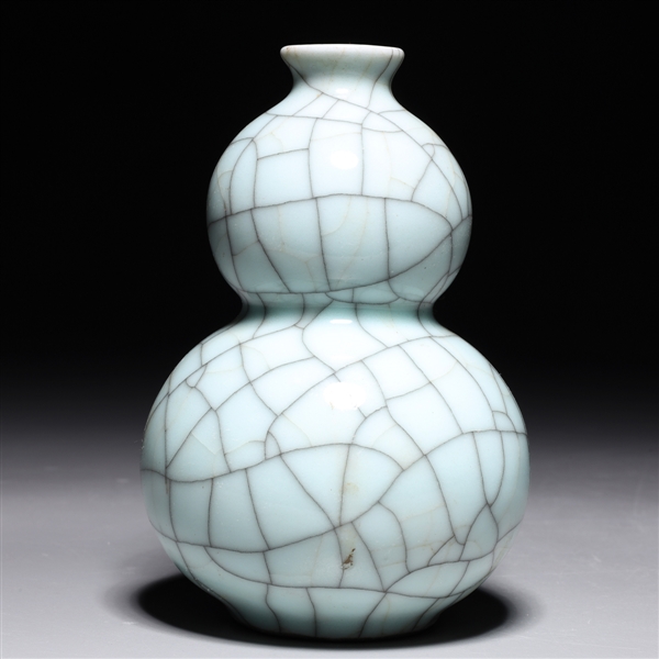 Small Chinese crackle glazed double gourd 2abe4b