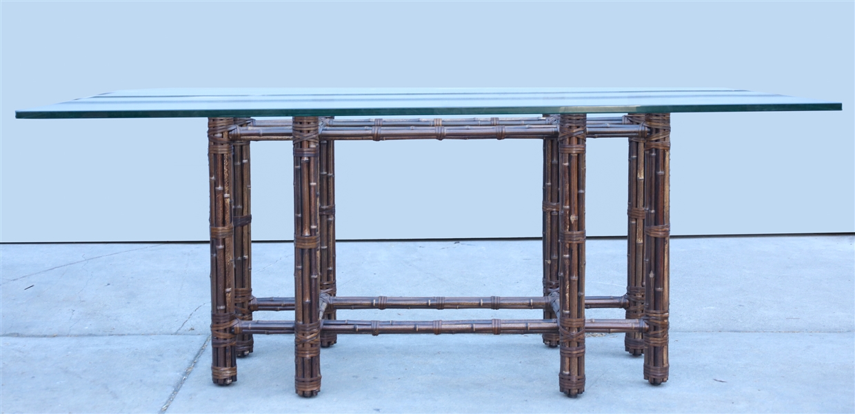Large table with rectangle glass 2ac070