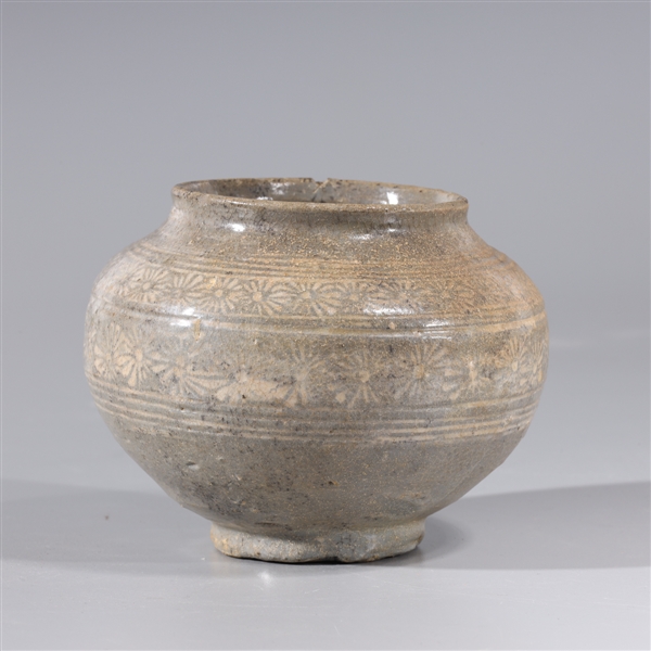 Korean celadon glazed ceramic jar 2ac1a0