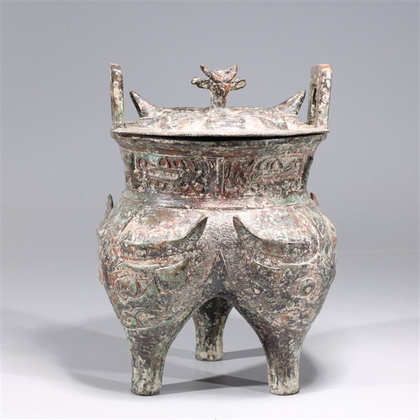 Chinese archaistic bronze metal 2ac203