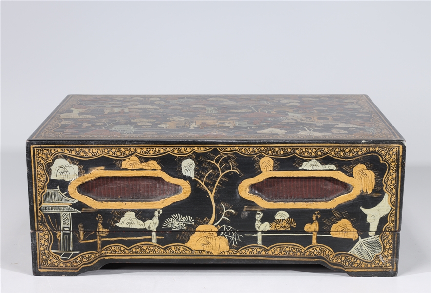 Large Chinese gilt lacquer wood