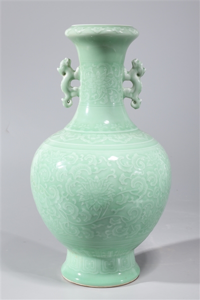 Chinese celadon glazed porcelain 2ac275