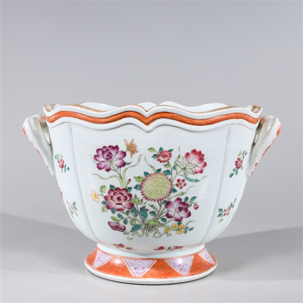 Chinese famille rose enameled porcelain 2ac2af