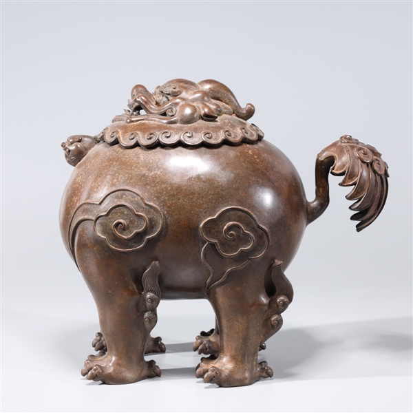 Chinese lion form incense burner  2ac2eb