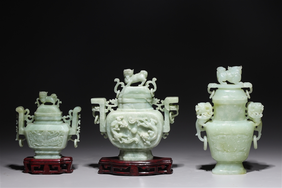 Three Chinese carved hardstone 2ac320