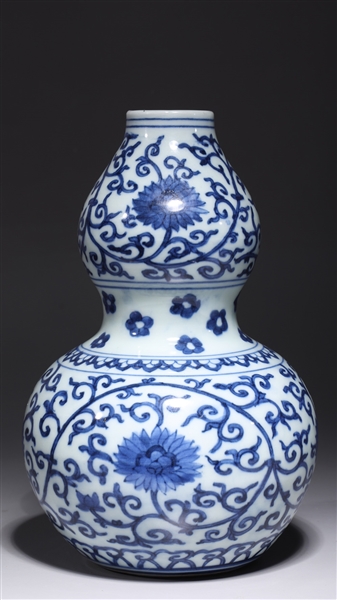 Chinese blue and white porcelain 2ac337