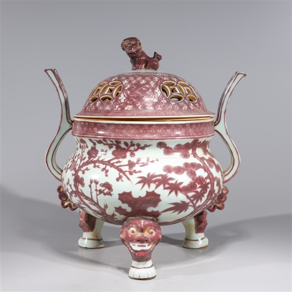 Chinese red and white porcelain 2ac36a