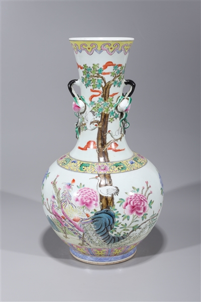 Chinese famille rose enameled porcelain 2ac37d