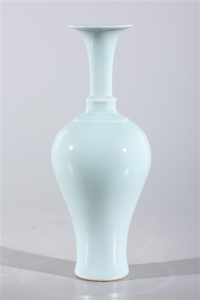 Chinese celadon glazed porcelain 2ac383