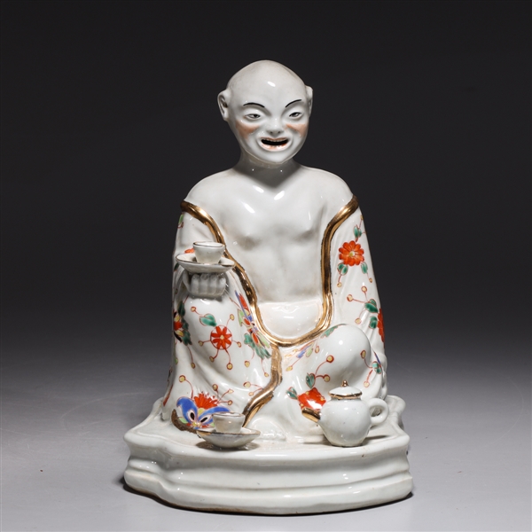 Chinese porcelain figure with gilt 2ac457