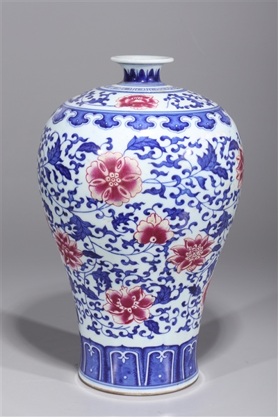 Chinese blue white and red porcelain 2ac466