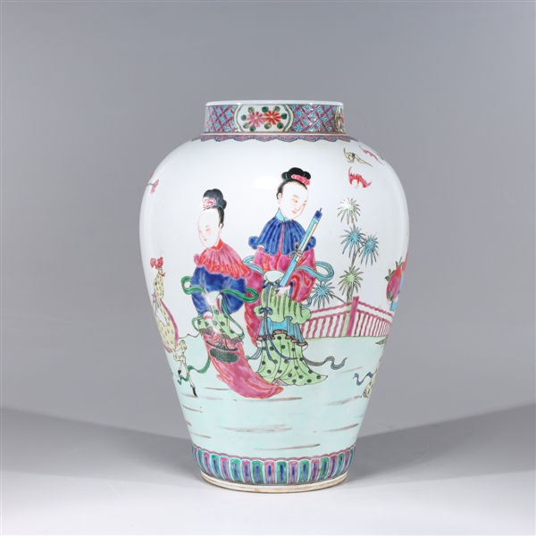 Chinese famille rose enameled porcelain 2ac503