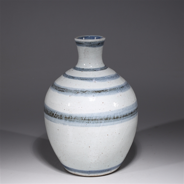 Chinese blue and white porcelain 2ac53f