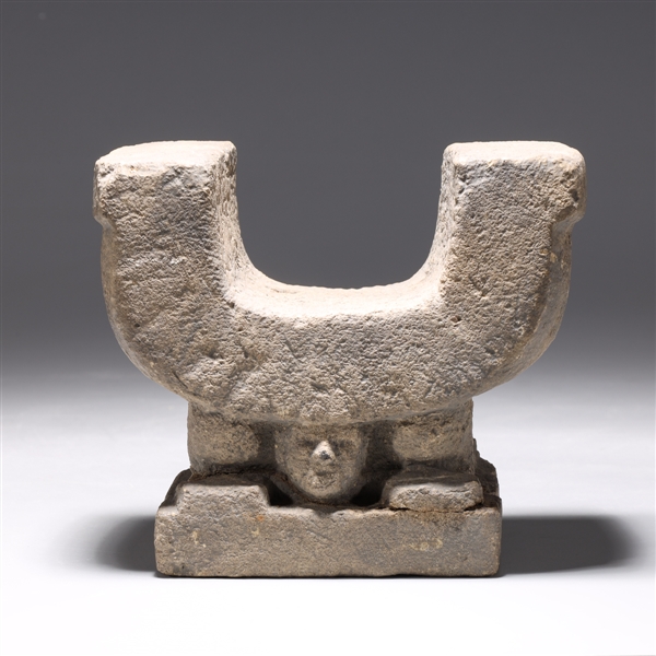 Miniature pre Columbian style stone 2ac575