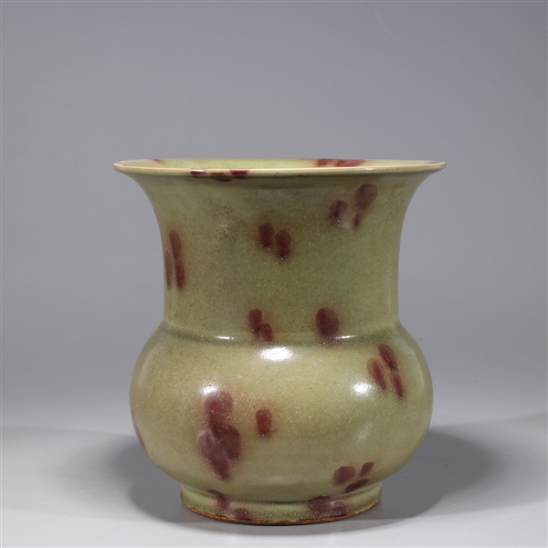 Chinese celadon glazed vase with 2ac5df