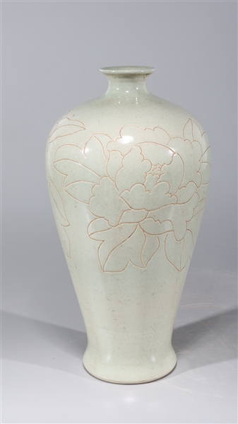 Chinese celadon glazed Meiping 2ac611