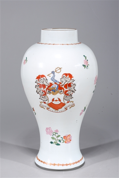 Chinese famille rose enameled porcelain 2ac621
