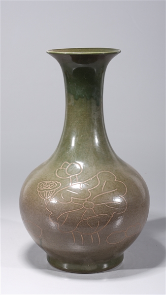 Chinese celadon glazed porcelain 2ac633