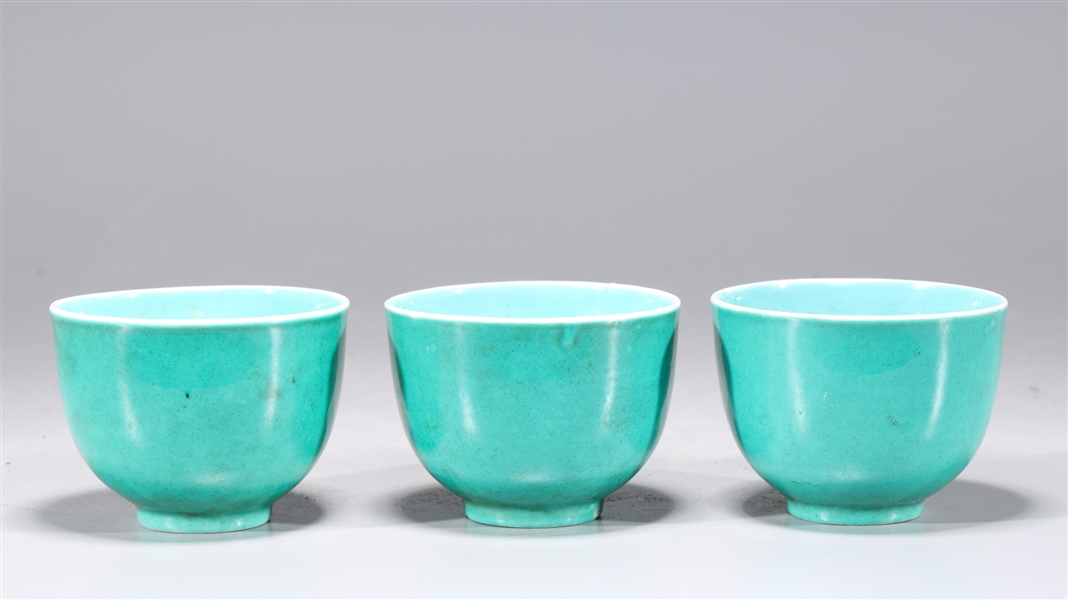 Three Chinese turquoise glazed 2ac63f