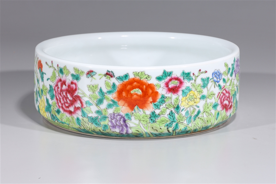 Chinese enameled porcelain famille 2ac64b