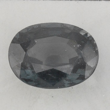 UNMOUNTED OVAL CUT 2.41 CT GREY